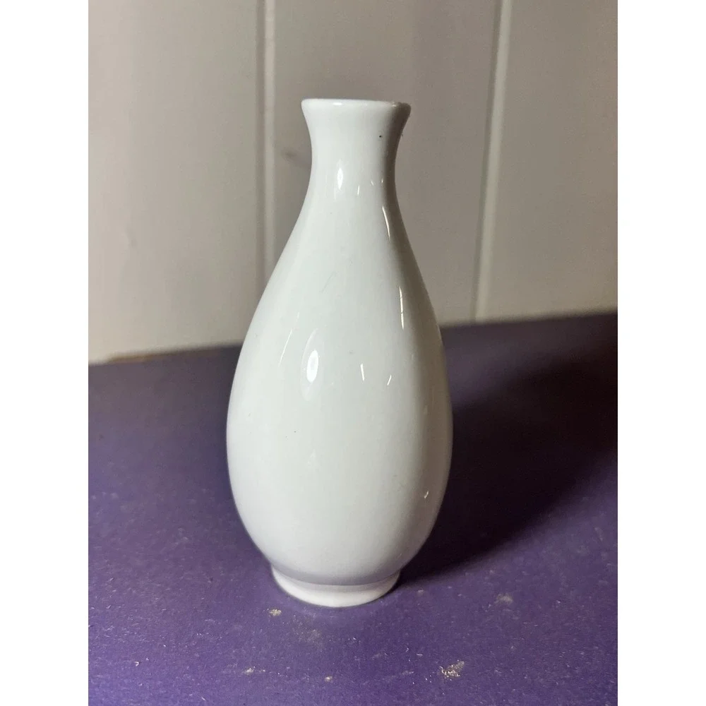 Hallcraft White Pepper Shaker by‎ Hall